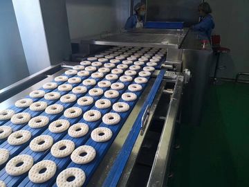 ประเทศจีน เครื่องทำโดนัท, เครื่องทำโดนัทอุตสาหกรรมสำหรับขนมปัง / ยีสต์โดนัท โรงงาน